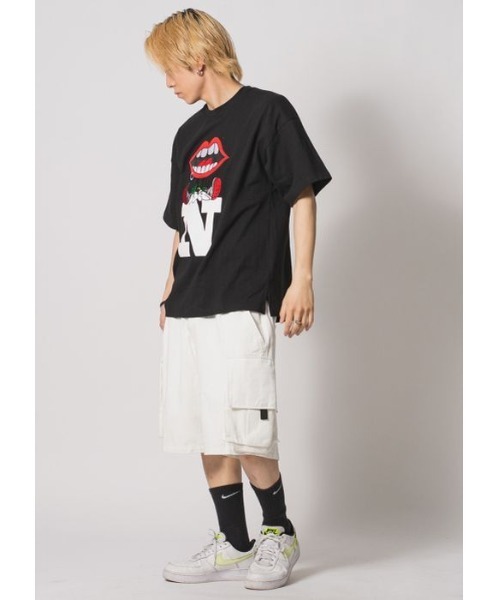 RE730(アールイーセブンサーティー)の「RE730 かわいいなみおくん アルファベット半袖ビッグシルエットTシャツ(Tシャツ/カットソー・メンズ・ブラック/オフホワイト・MEDIUM/LARGE/X-LARGE)」の9枚目の写真