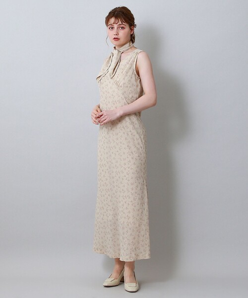 リモニウムスカーフワンピース ワンピース Me Me Couture ミーアンドミークチュール のファッション通販 Zozotown