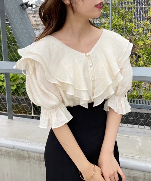 one after another NICE CLAUP(ワンアフターアナザーナイスクラップ)の「マルチWAYフリル羽織りブラウス(シャツ/ブラウス・レディース・ブラック/レッド/アイボリー/サックスブルー系・FREE)」の8枚目の写真