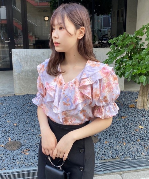 one after another NICE CLAUP(ワンアフターアナザーナイスクラップ)の「マルチWAYフリル羽織りブラウス(シャツ/ブラウス・レディース・ブラック/レッド/アイボリー/サックスブルー系・FREE)」の18枚目の写真