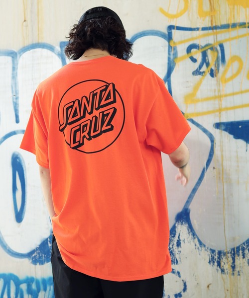 SANTA CRUZ(サンタクルーズ)の「SANTA CRUZ / サンタクルーズ Opus Dot S/S Regular T-Shirt 半袖 クルーネック ロゴ Tシャツ(Tシャツ/カットソー・メンズ・ブラック/オレンジ・MEDIUM/LARGE/X-LARGE/XX-LARGE)」の6枚目の写真