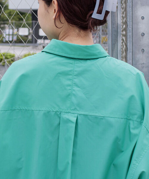 FREDY MAC（フレディーマック）の「【FREDYMAC/フレディマック】ワンポイント レトロフラワー刺繍 レギュラーカラーシャツ 花柄（シャツ/ブラウス・メンズ・グリーン/ブルー/オレンジ・M/L）」の11枚目の写真