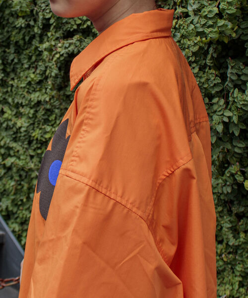 FREDY MAC（フレディーマック）の「【FREDYMAC/フレディマック】ワンポイント レトロフラワー刺繍 レギュラーカラーシャツ 花柄（シャツ/ブラウス・メンズ・グリーン/ブルー/オレンジ・M/L）」の18枚目の写真