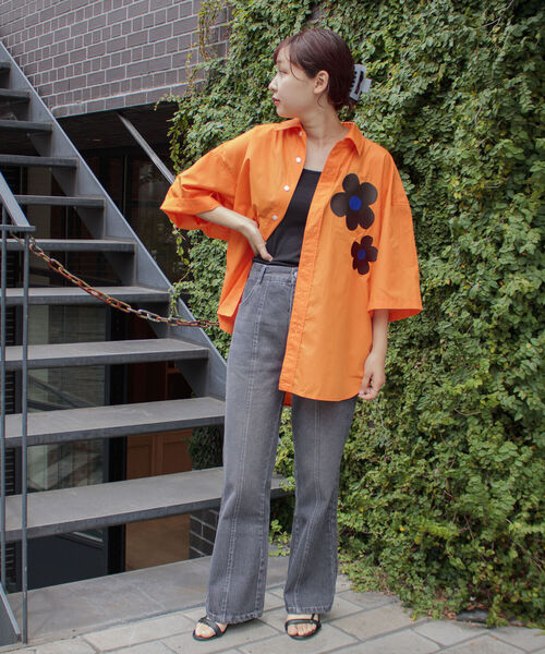 FREDY MAC（フレディーマック）の「【FREDYMAC/フレディマック】ワンポイント レトロフラワー刺繍 レギュラーカラーシャツ 花柄（シャツ/ブラウス・メンズ・グリーン/ブルー/オレンジ・M/L）」の22枚目の写真