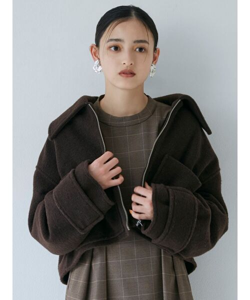 MURUA（ムルーア）の「スライバーショートジャケット（ブルゾン・レディース・オレンジ/ブルー/ブラウン・FREE）」の2枚目の写真