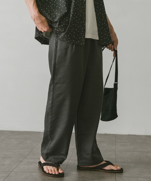URBAN RESEARCH DOORS(アーバンリサーチドアーズ)の「リネンブレンドリラックスワイドパンツ(その他パンツ・メンズ・ブラック/ナチュラル・MEDIUM/LARGE)」の7枚目の写真