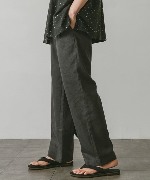 URBAN RESEARCH DOORS(アーバンリサーチドアーズ)の「リネンブレンドリラックスワイドパンツ(その他パンツ・メンズ・ブラック/ナチュラル・MEDIUM/LARGE)」の9枚目の写真