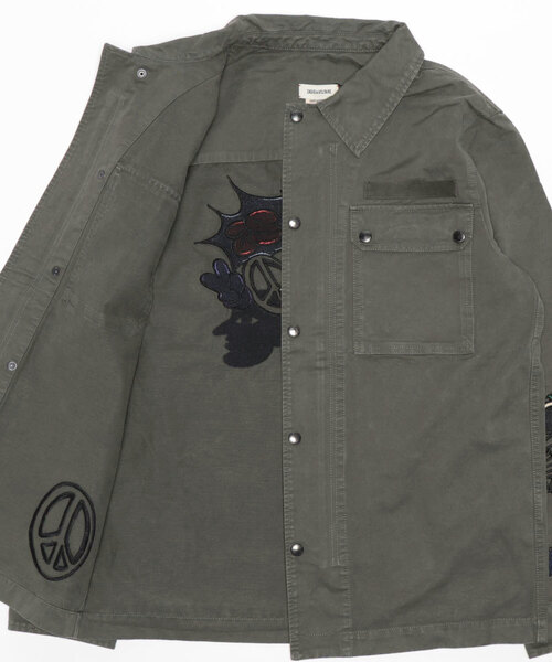 ZADIG&VOLTAIRE(ザディグ エ ヴォルテール)の「BERN MILI DYE 25 ANS(ミリタリージャケット・メンズ・モスグリーン・XS/M/S)」の6枚目の写真