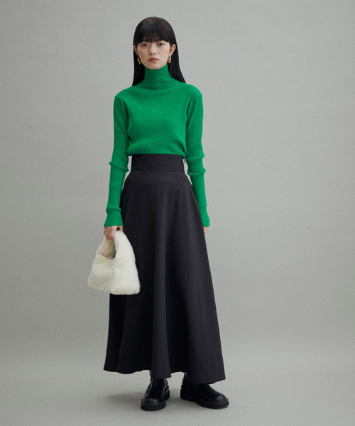 ADAM ET ROPE'（アダムエロペ）の「【サステナブル・WEB限定(一部店舗展開あり)】エコベロRIBタートル（ニット/セーター・レディース・ブラック/ピンク/オレンジ/グリーン・FREE）」の21枚目の写真