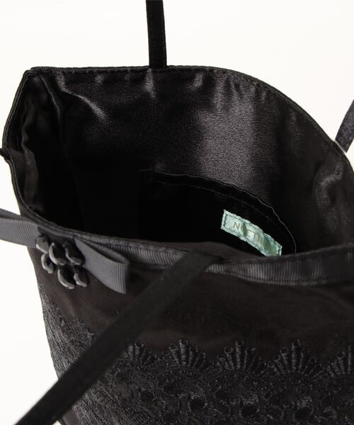 Three Four Time（ｽﾘｰﾌｫｰﾀｲﾑ）の「メタルレースサブバッグ（エコバッグ/サブバッグ・レディース・ブラック/オフホワイト・FREE）」の5枚目の写真