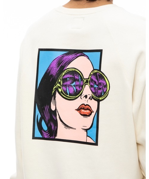 RVCA（ルーカ）の「RVCA メンズ GIRL FRIEND CREW トレーナー【2022年秋冬モデル】/ルーカバックプリントスウェットトレーナー（スウェット・メンズ・グリーン系その他/オフホワイト・SMALL/LARGE/MEDIUM）」の6枚目の写真