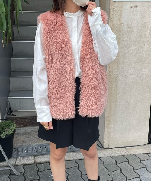 LE MORE（リモア）の「フェイクファーベスト（ベスト・レディース・アイボリー/ピンク/ブラウン・FREE）」の4枚目の写真