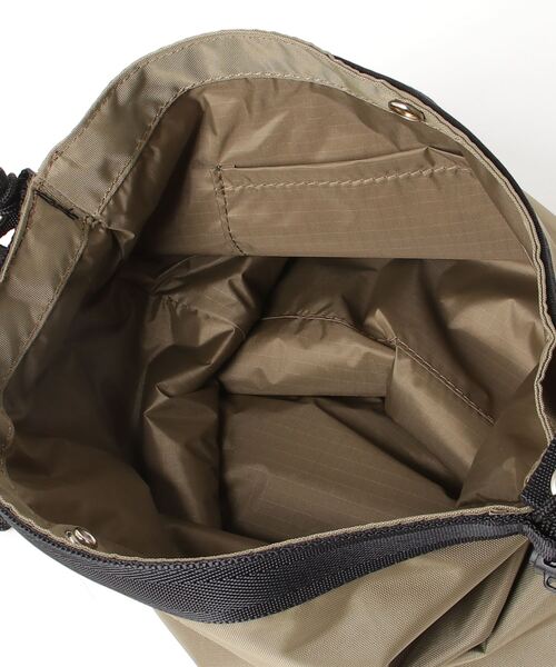 FREDRIK PACKERS(フレドリックパッカーズ)の「FREDRIK PACKERS フレドリックパッカーズ / 420D UTILITY SACK-L(ショルダーバッグ・レディース・パープル/タン/オリーブ/シルバー/ブラック/カーキ・ONESIZE)」の10枚目の写真
