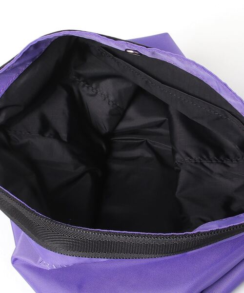 FREDRIK PACKERS(フレドリックパッカーズ)の「FREDRIK PACKERS フレドリックパッカーズ / 420D UTILITY SACK-L(ショルダーバッグ・レディース・パープル/タン/オリーブ/シルバー/ブラック/カーキ・ONESIZE)」の11枚目の写真