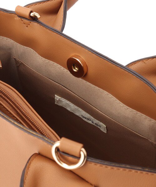 SHOO・LA・RUE（シューラルー）の「◆【フォーマル/入卒】2WAYワイドハンドルトート（トートバッグ・レディース・ブラック/キャメル/サンドベージュ・00）」の14枚目の写真