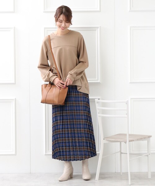 SHOO・LA・RUE（シューラルー）の「◆【フォーマル/入卒】2WAYワイドハンドルトート（トートバッグ・レディース・ブラック/キャメル/サンドベージュ・00）」の20枚目の写真