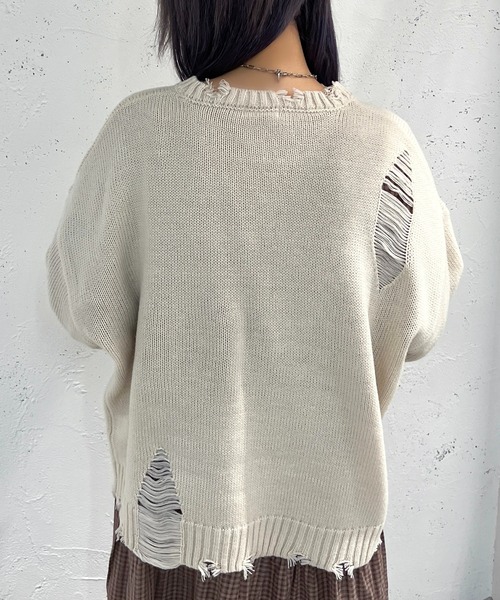 apres jour mignon(アプレジュールミニョン)の「クラッシュダメージニット【ZOZOTOWN限定アイテム】(ニット/セーター・レディース・ブラック/アイボリー/ブルー・X-LARGE/フリー)」の16枚目の写真