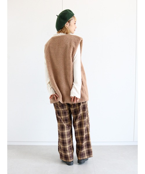 ehka sopo(エヘカソポ)の「ハイネックしぼしぼカットソー(Tシャツ/カットソー・レディース・キナリ/ベージュ/チャコール・フリ-)」の6枚目の写真
