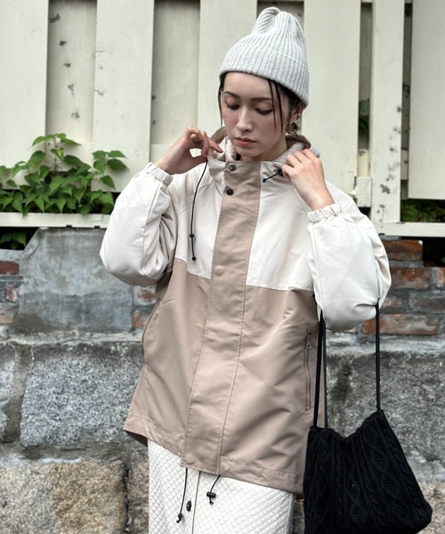 deux amour（ドゥーザムール）の「フード付きマウンテンパーカー（マウンテンパーカー・レディース・ブラック/ベージュ・MEDIUM）」の21枚目の写真