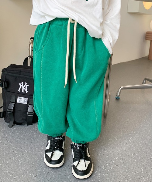 aimoha（アイモハ）の「【aimoha-KIDS-】子供服　ベーシックビスネームスウェットパンツ（スウェットパンツ・キッズ・グレー/ベージュ/ブラック/グリーン・90/100/110/140/150/120/130）」の17枚目の写真