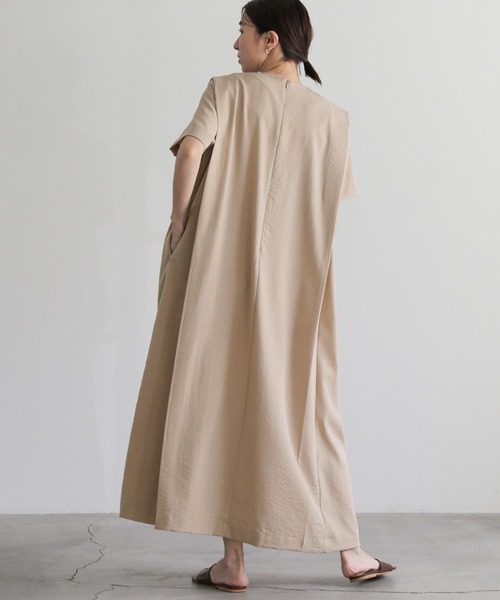 select MOCA（セレクトモカ）の「リネンタッチサイドタックデザインワンピース（ワンピース・レディース・ライトベージュ/ブラック/アイボリー・FREE）」の19枚目の写真