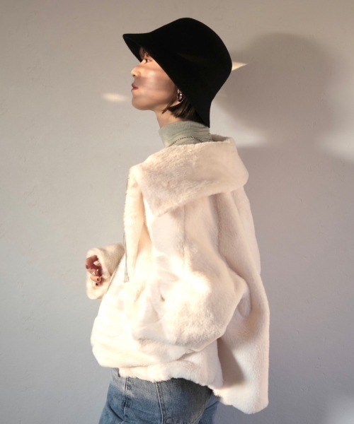 Reurie'（レウリィ）の「フロントジップエコファージャケット（その他アウター・レディース・ブラック/アイボリー・FREE）」の4枚目の写真