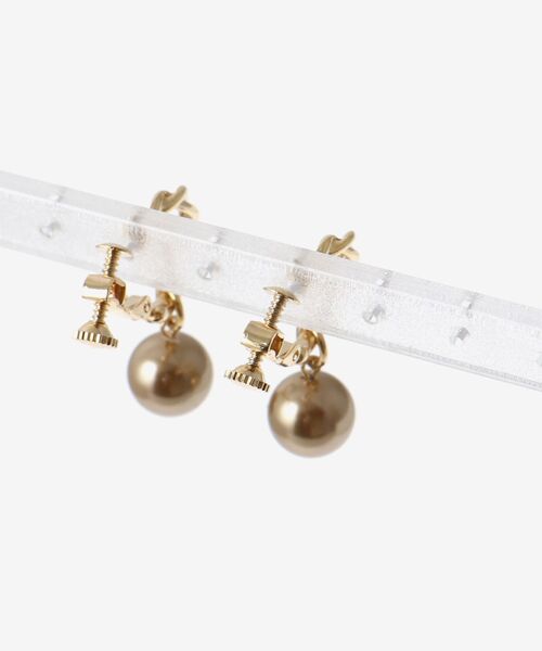 le.coeur blanc（ルクールブラン）の「カラーパールイヤリング（イヤリング・レディース・ゴールド・FREE）」の10枚目の写真