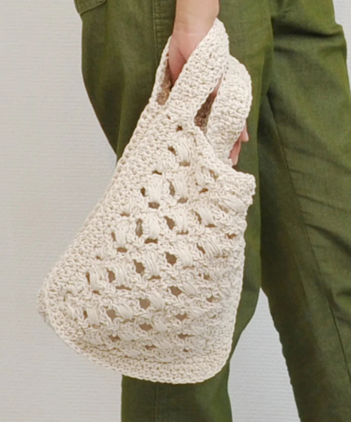 cache cache(カシュ カシュ)の「カシュカシュ cachecache / 柄編みショッパーミニトート(トートバッグ・レディース・ブラック/ブルー/グリーン/アイボリー・FREE)」の19枚目の写真
