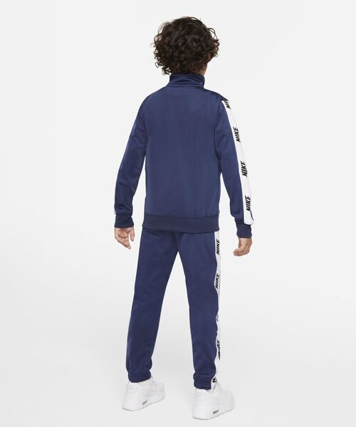 NIKE（ナイキ）の「ナイキ リトルキッズ トラックスーツ / セットアップ / Nike Little Kids' Tracksuit<105-120cm 展開>（セットアップ・キッズ・ピンク/ネイビー・105/110/120/115）」の7枚目の写真