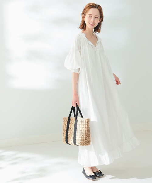 B:MING by BEAMS(ビーミングバイビームス)の「B:MING by BEAMS / スキッパー サッカー ワンピーズ(ワンピース・レディース・グリーン系その他/オフホワイト・FREE)」の2枚目の写真