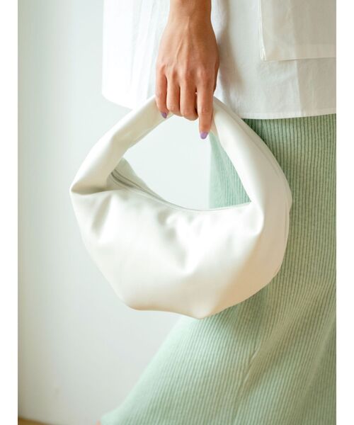 Ungrid（アングリッド）の「フェイクレザーハンドバッグ（ハンドバッグ・レディース・オフホワイト/ブラック・FREE）」の7枚目の写真