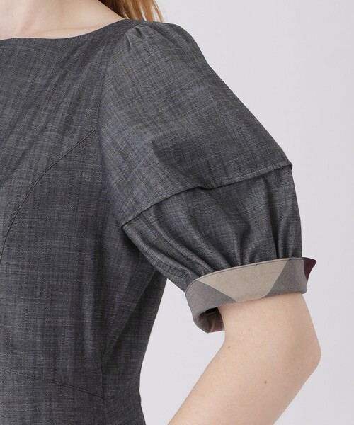 BLUE LABEL CRESTBRIDGE（ブルーレーベルクレストブリッジ）の「ライト