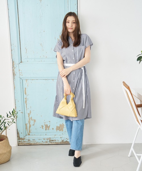 a:mure(アミュール)の「ストライプシャツワンピース(ワンピース・レディース・ネイビー/ブラウン・FREE)」の2枚目の写真