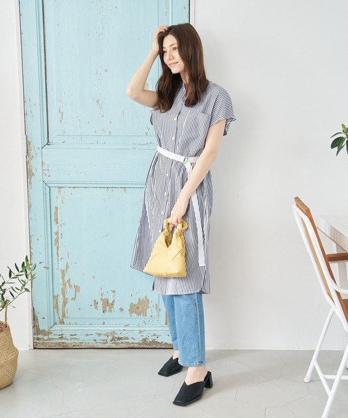 a:mure(アミュール)の「ストライプシャツワンピース(ワンピース・レディース・ネイビー/ブラウン・FREE)」の8枚目の写真