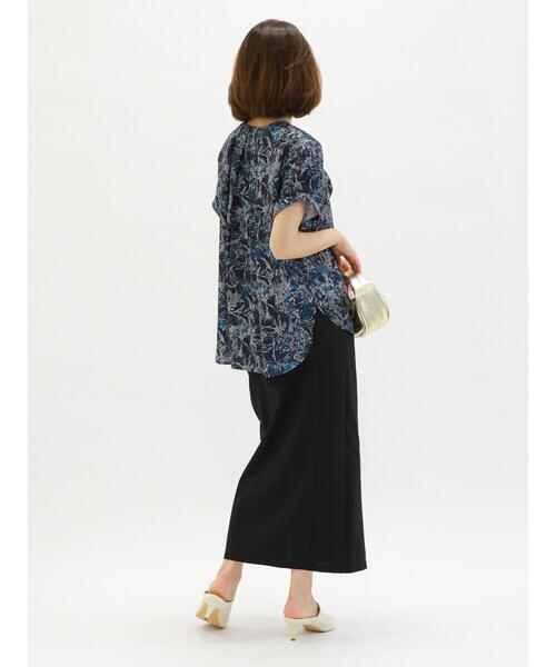 Te chichi（テチチ）の「ボタニカルプリントブラウス（シャツ/ブラウス・レディース・ネイビー/オフホワイト・F）」の15枚目の写真