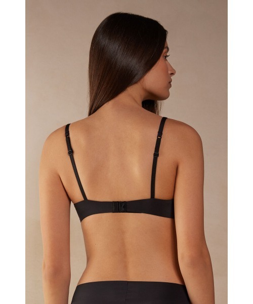 Intimissimi(インティミッシミ)の「ウルトラライト マイクロファイバー Monica プッシュアップブラ(ブラジャー・レディース・ブラック/ベージュ/キナリ・75C/75B/80C/70B/80B/85B)」の12枚目の写真