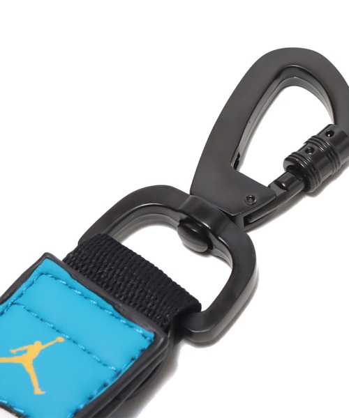 JORDAN BRAND（ジョーダンブランド）の「JORDAN BRAND ジョーダン トロフィー キーホルダー / NIKE 【SP】（キーホルダー・メンズ・レッド/ブルー系その他/ブラック/ブルー・FREE）」の16枚目の写真