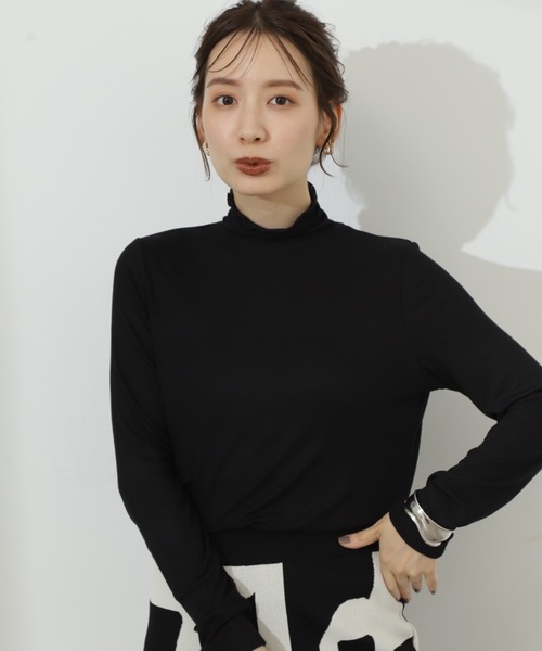 N.（N. Natural Beauty Basic）（エヌエヌナチュラルビューティーベーシック）の「◆ハイネックインナーカットソー（Tシャツ/カットソー・レディース・ブルー/オフホワイト/ブラック/グリーン・MEDIUM）」の11枚目の写真