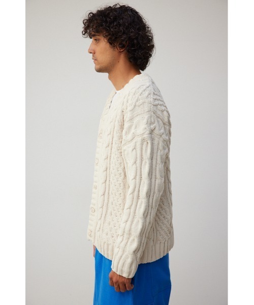 AZUL by moussy(アズールバイマウジー)の「シェニールケーブルニットカーディガン(カーディガン/ボレロ・メンズ・アイボリー/バーガンディー/ベージュ/グレー/ブラック/ブルー・FREE)」の17枚目の写真