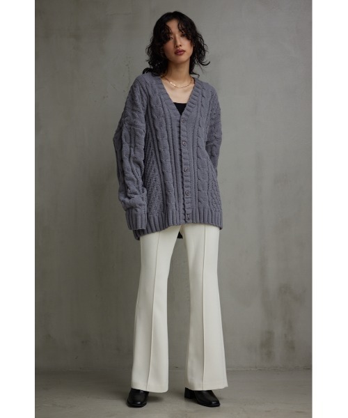 AZUL by moussy(アズールバイマウジー)の「シェニールケーブルニットカーディガン(カーディガン/ボレロ・メンズ・アイボリー/バーガンディー/ベージュ/グレー/ブラック/ブルー・FREE)」の7枚目の写真