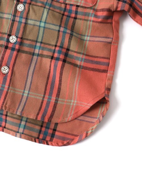 BREEZE(ブリーズ)の「【一部リンクコーデ可能/10色展開】スタンダードシャツ(シャツ/ブラウス・キッズ・オフホワイト/ベージュ/インディゴブルー/ピンク/サックスブルー/キナリ/ブラック/ターコイズブルー/チェック/レインボー・90/140/110/150/100/80/120/130)」の22枚目の写真