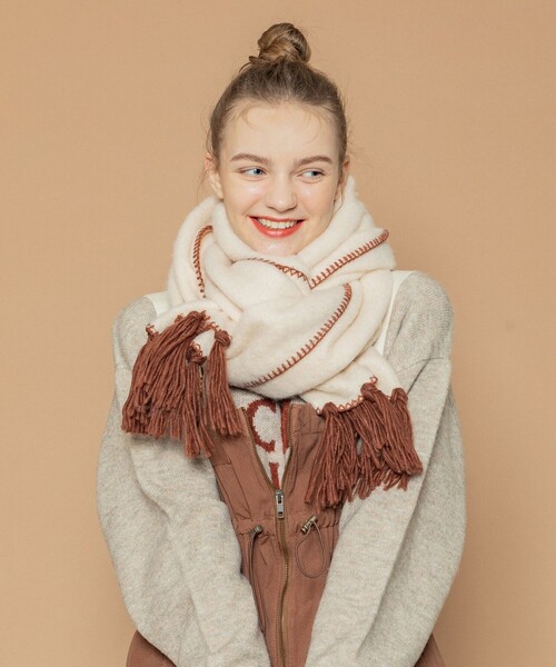 FREAK'S STORE（フリークスストア）の「ハンドステッチ マフラー（マフラー・レディース・ブラック/オフホワイト・ONE SIZE）」の3枚目の写真