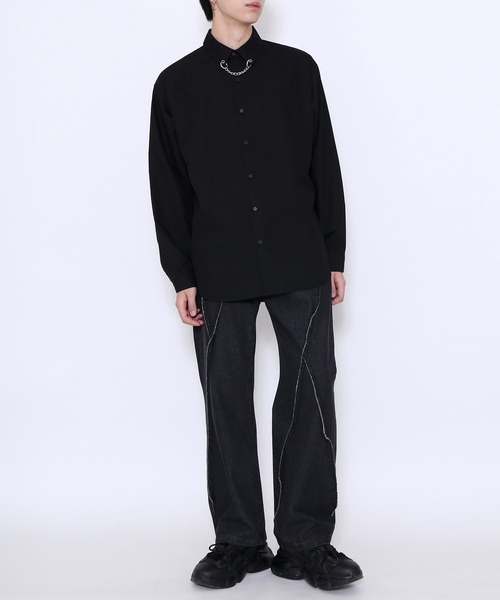 Figments(フィグメンツ)の「ブローチチェーンLSシャツ(シャツ/ブラウス・レディース・ブラック/ホワイト・MEDIUM/SMALL)」の12枚目の写真