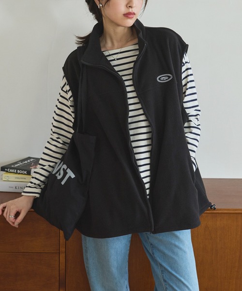 shetila(シェティラ)の「ワンポイント刺繍ロゴ/配色フリースバルーンテックベスト(ベスト・レディース・ブラウン系その他2/ブラック系その他/ベージュ系その他/ホワイト系その他/ブラック系その他2/グレー系その他・L/M/S/XL)」の3枚目の写真