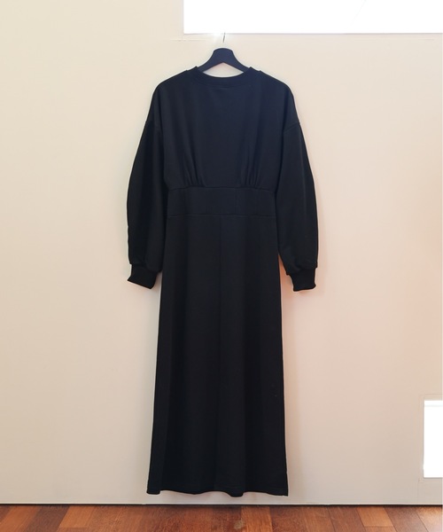 ULEULA（ウルア）の「スウェットロングワンピース（ワンピース・レディース・アイボリー/ブラック/杢グレー・FREE）」の15枚目の写真