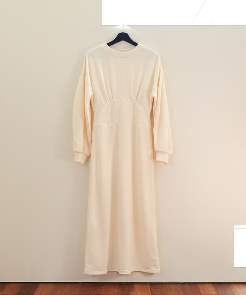 ULEULA（ウルア）の「スウェットロングワンピース（ワンピース・レディース・アイボリー/ブラック/杢グレー・FREE）」の12枚目の写真