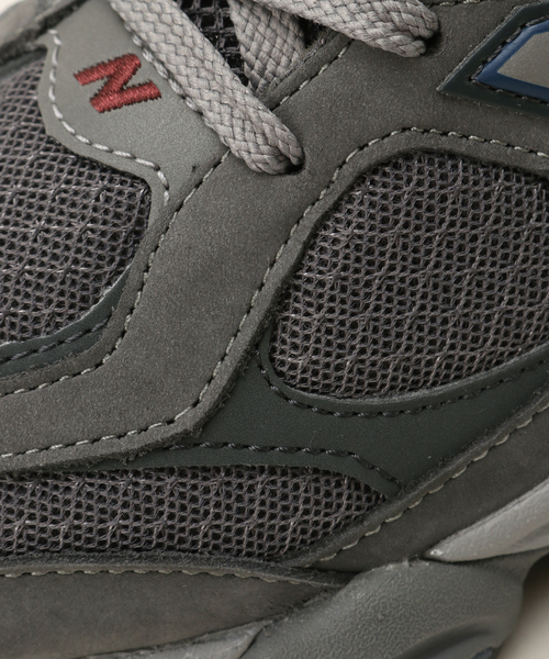 Spick & Span（スピックアンドスパン）の「【NEW BALANCE / ニューバランス】U90/60（スニーカー・レディース・チャコールグレー・24cm/25cm/23cm）」の4枚目の写真