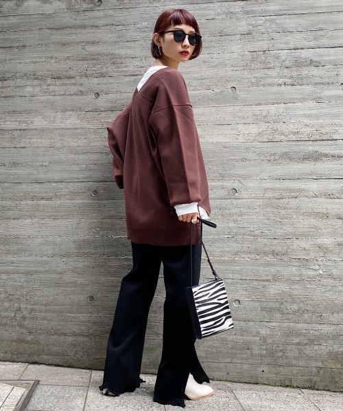 PAGEBOY(ページボーイ)の「加工デニムパンツ(デニムパンツ・レディース・インディゴブルー・25inch)」の2枚目の写真