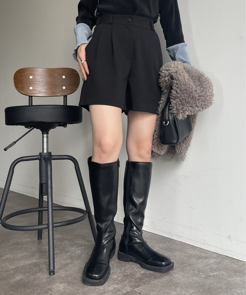 Thevon（ゼボン）の「タックハーフパンツ（その他パンツ・レディース・ベージュ/ブラック/カーキ・FREE）」の4枚目の写真