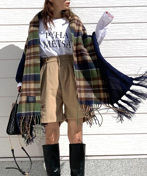 Q(キュー)の「ロゴプリントロンT(Tシャツ/カットソー・レディース・ホワイト/チャコールグレー・MEDIUM)」の9枚目の写真